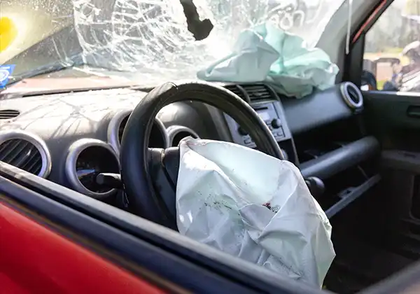 Quels sont les risques de rouler dans un véhicule avec des airbags défectueux ?
