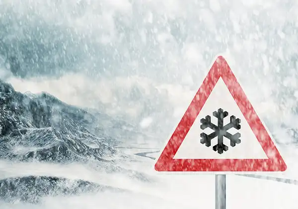 Loi Montagne : les équipements auto obligatoires en hiver