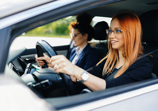 Surprime appliquée à l'assurance auto des jeunes conducteurs