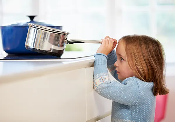 Accidents domestiques : prévention et bon réflexes pour les éviter