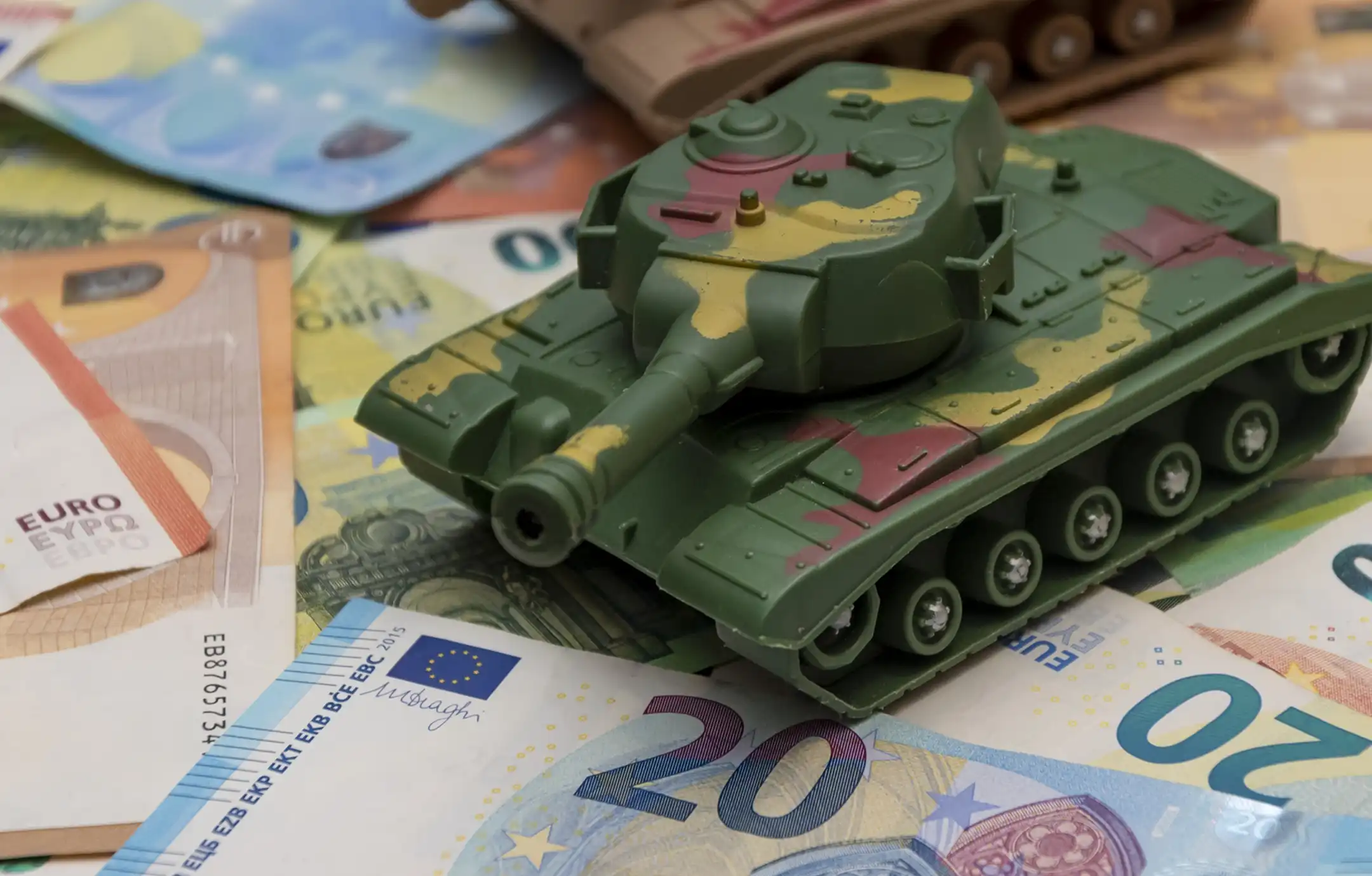 Épargne pour soutenir la Défense et financer l’effort de guerre : Info / Intox
