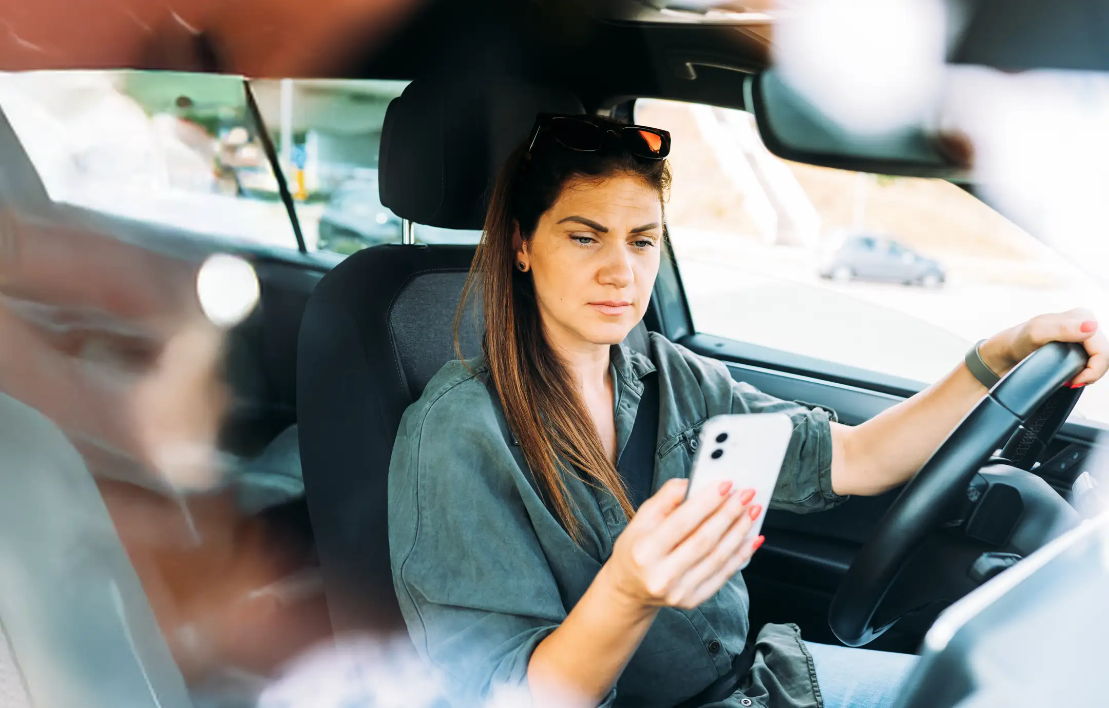 Les notifications au volant multiplient par deux le risque d’accident de la route